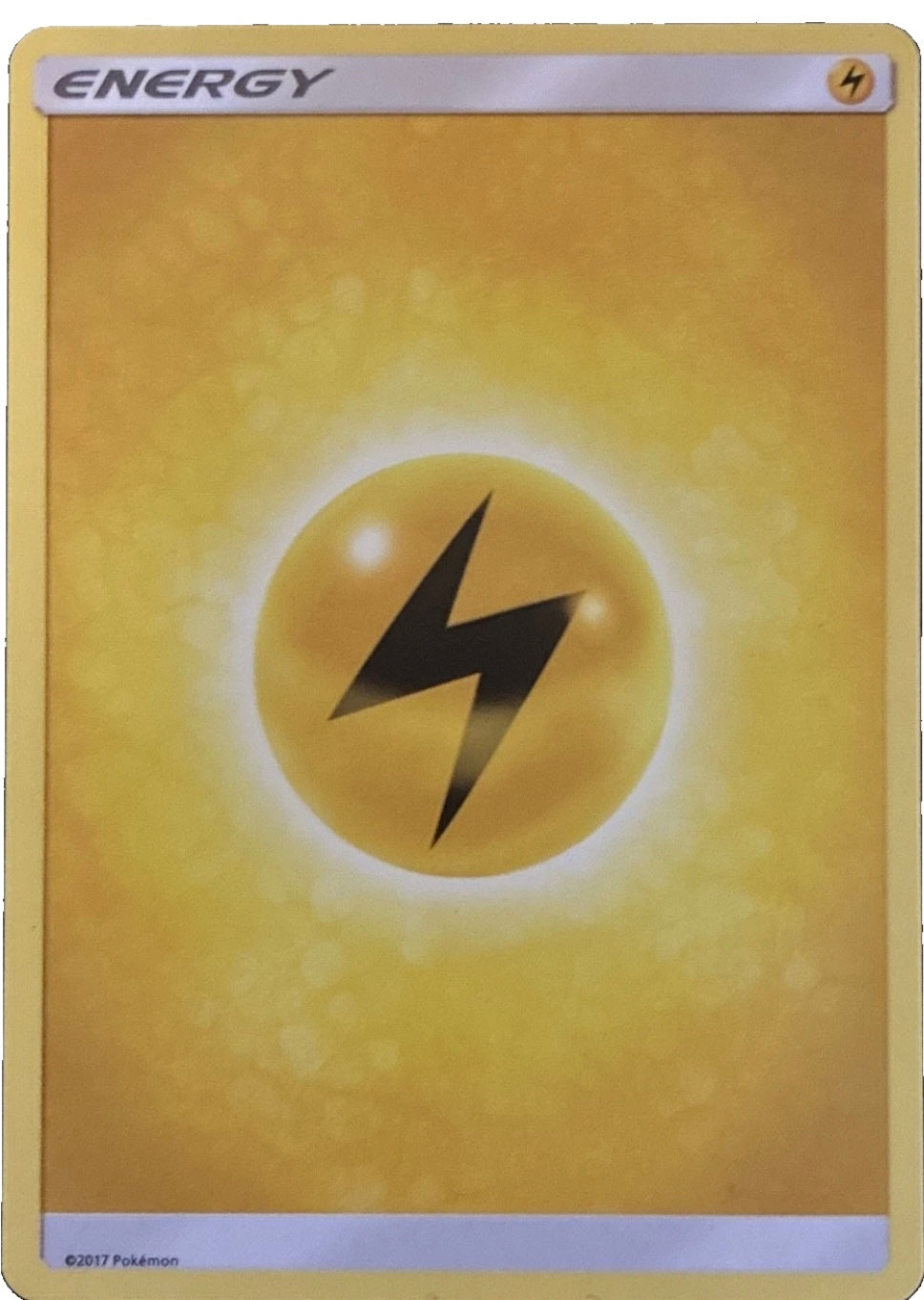 Lightning Energy (#8) 8/30 SM Trainer Kit: Lycanroc & Alolan Raichu Regular